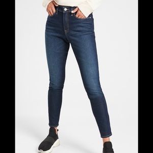 NWT Athleta Sculptek Ultra Skinny Midnight Jean 16